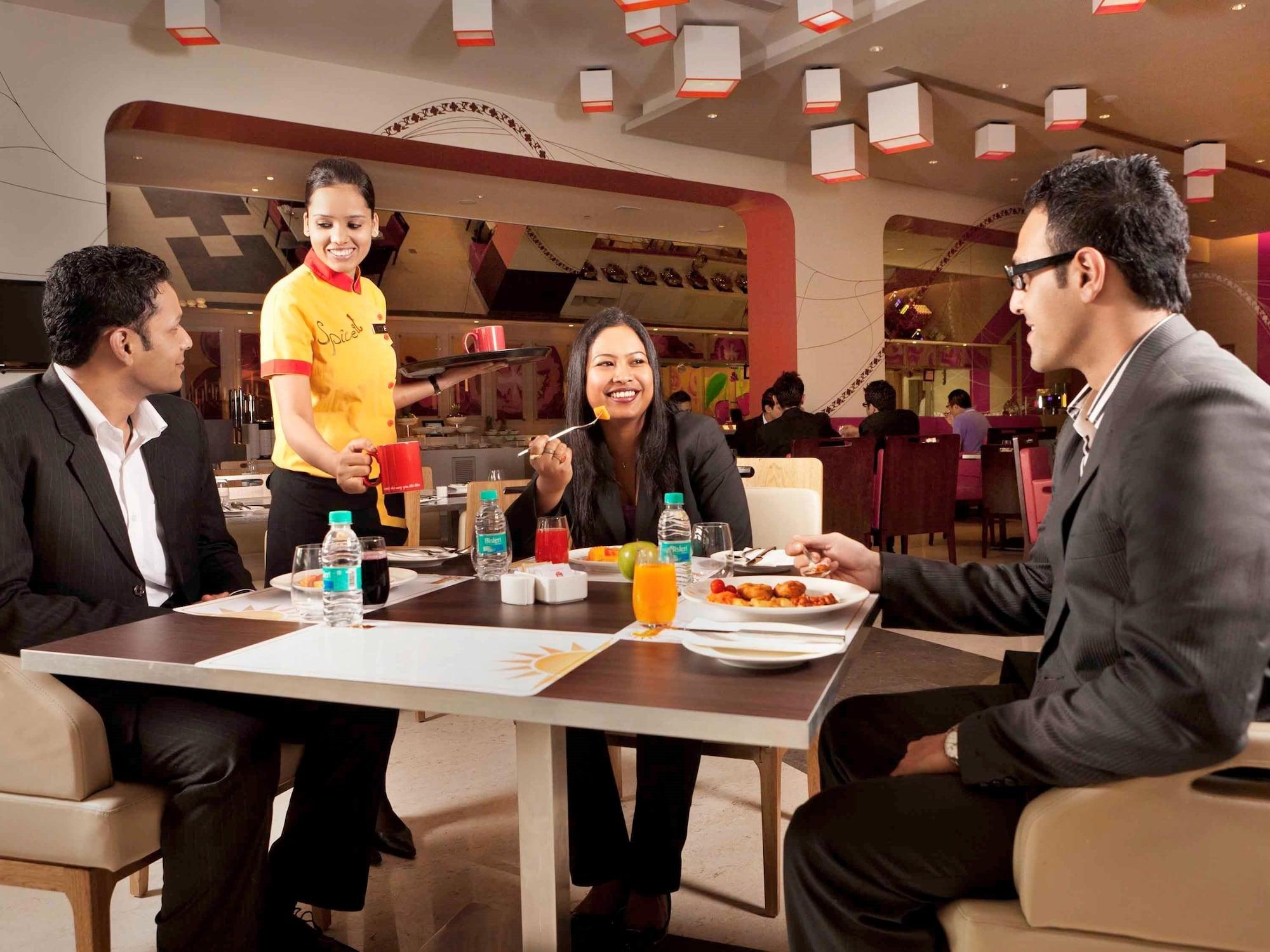 Отель Ibis Bengaluru Outer Ring Road Экстерьер фото