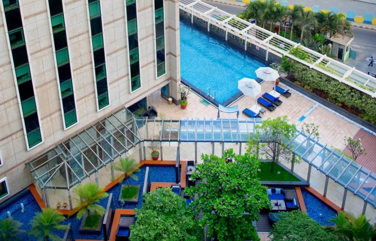 Отель Ibis Bengaluru Outer Ring Road Экстерьер фото