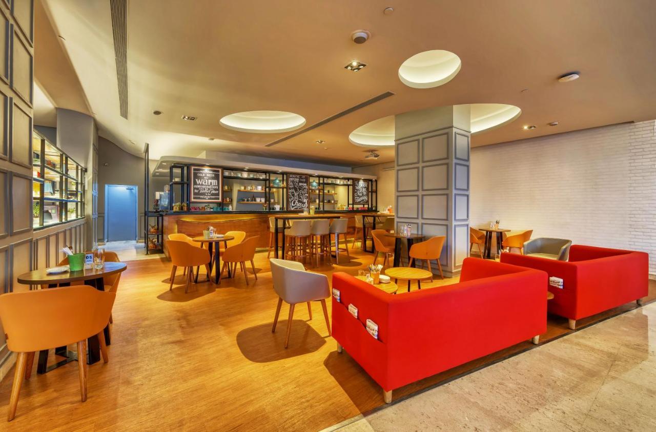 Отель Ibis Bengaluru Outer Ring Road Экстерьер фото