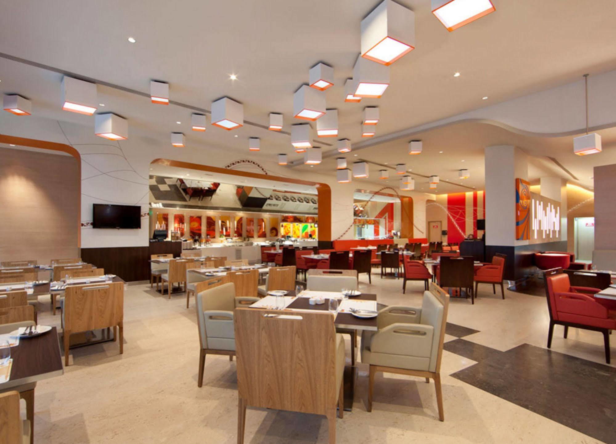 Отель Ibis Bengaluru Outer Ring Road Экстерьер фото